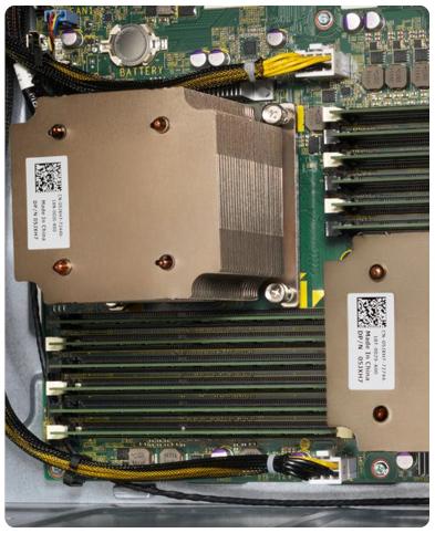 PowerEdge T420 Server: Balanced processing, memory and I/O